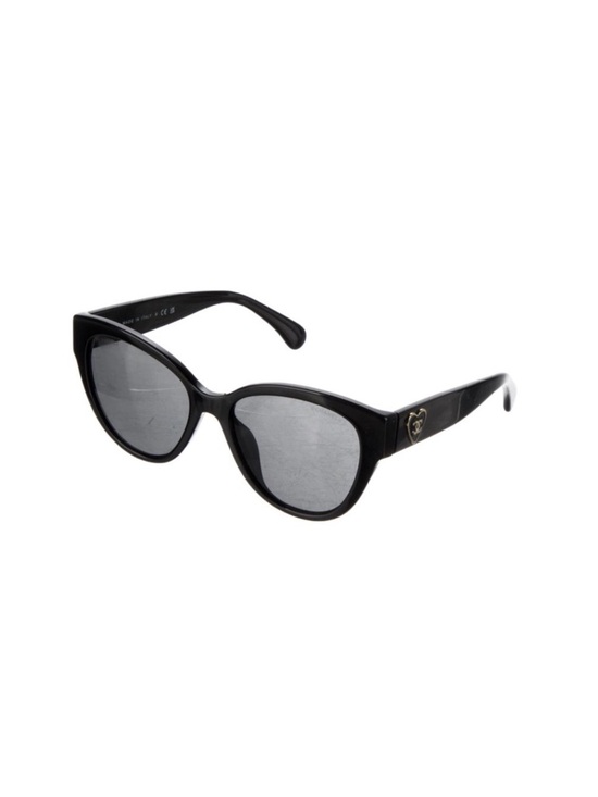 CHANEL Black Cat-Eye Sunglasses with Heart Temple Detail style 5477-A main image 4